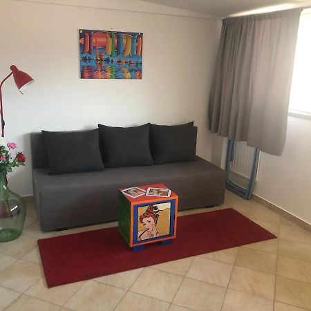 Studio Neven With Sea View Baška Екстериор снимка