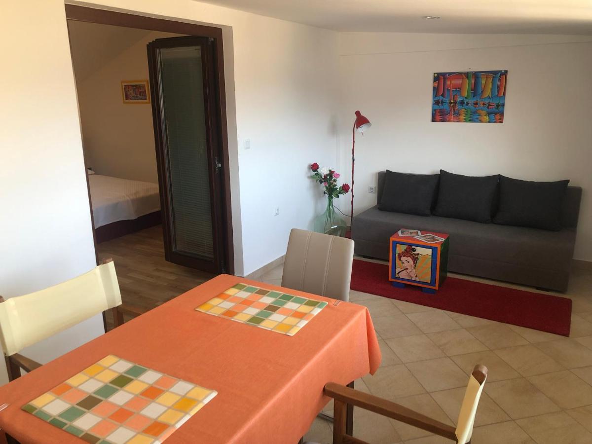 Studio Neven With Sea View Baška Екстериор снимка