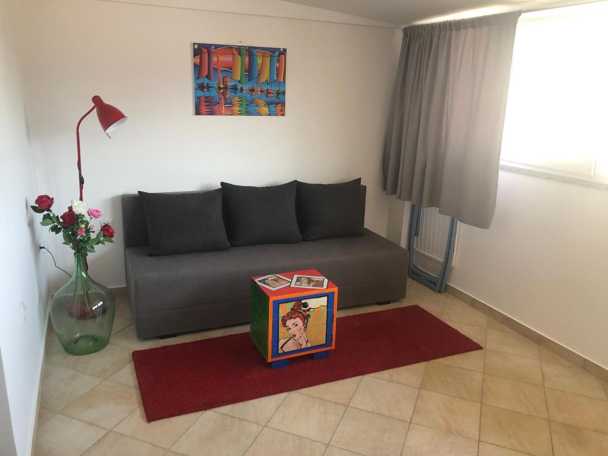 Studio Neven With Sea View Baška Екстериор снимка