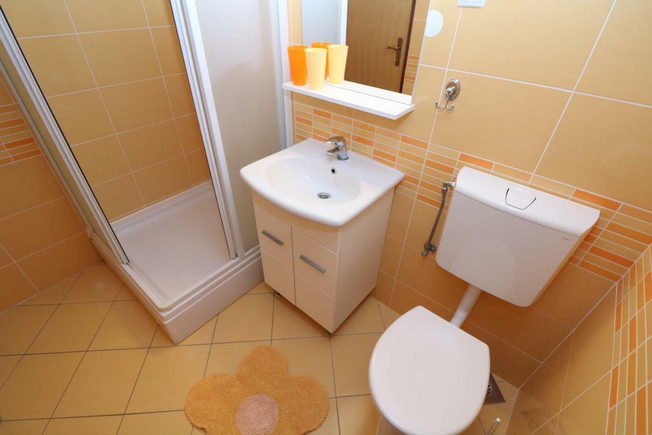 Studio Neven With Sea View Baška Екстериор снимка